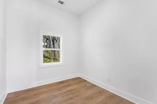 1571 Mary George Ave NW, Atlanta, GA 30318 - Photo 21