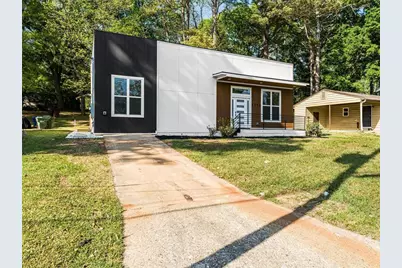 1571 Mary George Avenue NW, Atlanta, GA 30318 - Photo 3