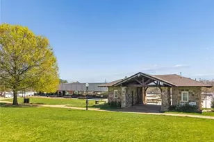 124 Parkside W Ct, Norcross, GA 30071 - Photo 43