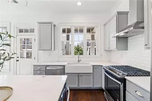 124 Parkside W Ct, Norcross, GA 30071 - Photo 5