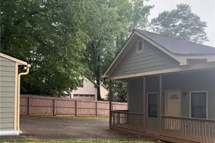 3296 Myrtle St, Atlanta, GA 30337 - Photo 3