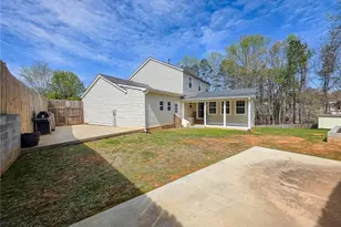 135 Plantation Ct, Alpharetta, GA 30022 - Photo 5