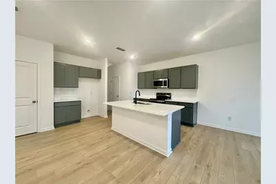 5479 Allegro Lane, Flowery Branch, GA 30542 - Photo 7