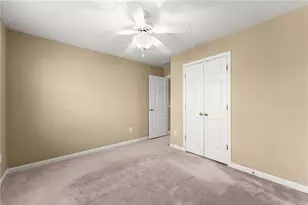 1000 Island Bluff Ln, Buford, GA 30518 - Photo 25