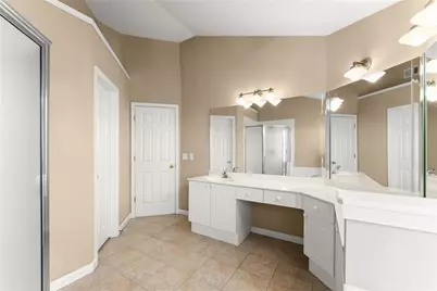 1000 Island Bluff Lane, Buford, GA 30518 - Photo 37