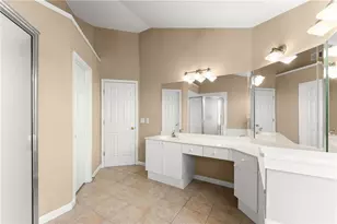 1000 Island Bluff Ln, Buford, GA 30518 - Photo 37