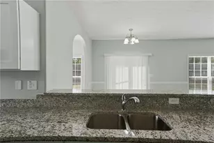 9217 Altridge Dr, Locust Grove, GA 30248 - Photo 15