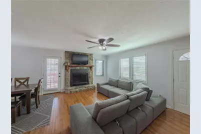 580 Lake Dr Drive, Snellville, GA 30039 - Photo 7