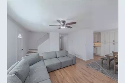 580 Lake Dr Drive, Snellville, GA 30039 - Photo 9