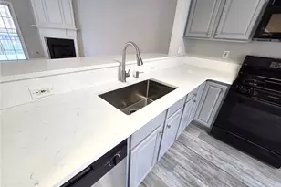 3989 Howell Park Rd, Duluth, GA 30096 - Photo 7