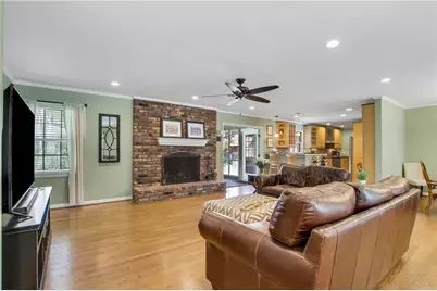 2778 Cosmos Drive NE, Atlanta, GA 30345 - Photo 5