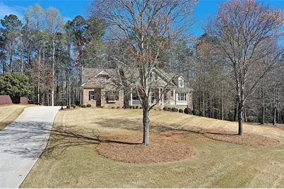 2713 Powell Court, Monroe, GA 30656 - Photo 3