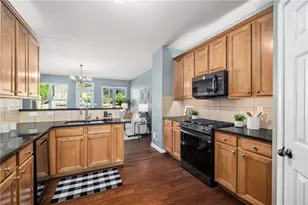 1766 Oak Brook Ln NW, Kennesaw, GA 30152 - Photo 9