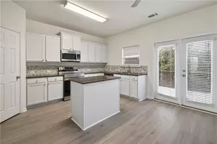 1805 Liberty Pkwy NW, Atlanta, GA 30318 - Photo 5