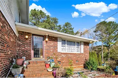 1785 Poplar Street SE, Conyers, GA 30013 - Photo 3