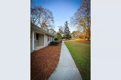 8774 Vansant Street, Douglasville, GA 30134 - Photo 9