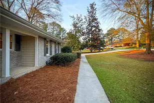 8774 Vansant St, Douglasville, GA 30134 - Photo 9