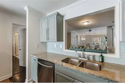 1836 S Garden Court NE, Brookhaven, GA 30319 - Photo 15