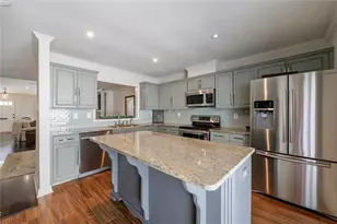 1836 S Garden Ct NE, Brookhaven, GA 30319 - Photo 13