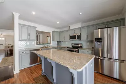 1836 S Garden Court NE, Brookhaven, GA 30319 - Photo 13