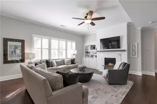 1090 Mosspointe Dr, Roswell, GA 30075 - Photo 13