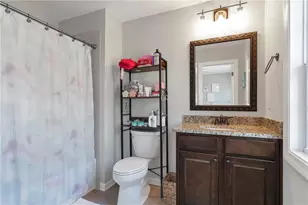 1090 Mosspointe Dr, Roswell, GA 30075 - Photo 29