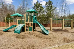 3255 Heatherwood Dr, Gainesville, GA 30507 - Photo 49