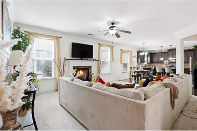 5210 Blackheath Way, Fairburn, GA 30213 - Photo 9