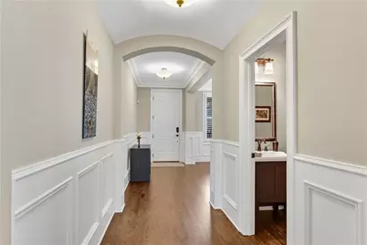 3519 Brookleigh Lane NE, Atlanta, GA 30319 - Photo 5