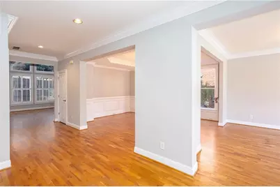 3206 Windsor Lake Drive NE, Atlanta, GA 30319 - Photo 9