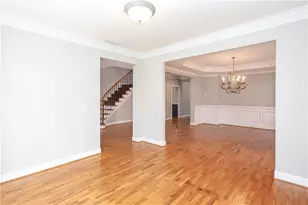 3206 Windsor Lake Dr NE, Atlanta, GA 30319 - Photo 11