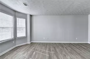 3184 English Ivy Ln, Buford, GA 30519 - Photo 5