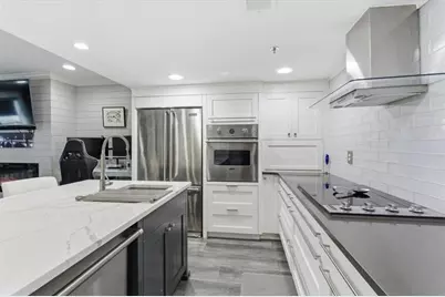 2855 Peachtree Road NE #124, Atlanta, GA 30305 - Photo 9