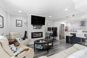 2855 Peachtree Rd NE, Atlanta, GA 30305 - Photo 3