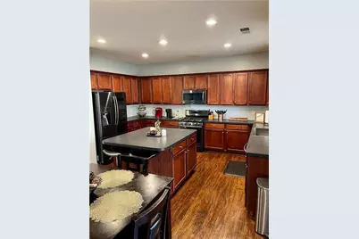 2787 Glenlocke Way NW, Atlanta, GA 30318 - Photo 9