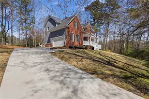 2765 Ivy Springs Ct, Buford, GA 30519 - Photo 3