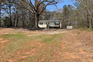 107 S Gates Rd, Pine Mountain, GA 31822 - Photo 1