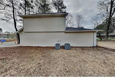 3553 Hogan Drive NW, Kennesaw, GA 30152 - Photo 17