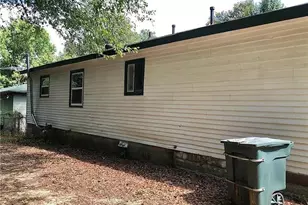 2818 Revere Dr NW, Atlanta, GA 30318 - Photo 15