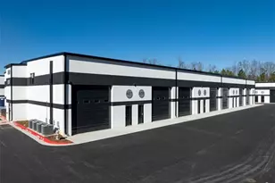 5725 Stables Wy, Alpharetta, GA 30004 - Photo 1