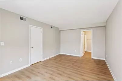 1150 Collier Road NW #J11, Atlanta, GA 30318 - Photo 9