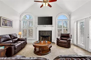 1037 Lyndhurst Way SE, Conyers, GA 30013 - Photo 7