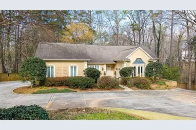 2010 Carrington Court, Smoke Rise, GA 30087 - Photo 3