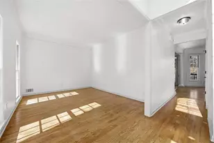 745 Woodrow Dr, Lawrenceville, GA 30043 - Photo 5