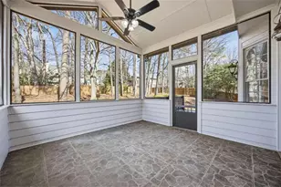 745 Woodrow Dr, Lawrenceville, GA 30043 - Photo 15