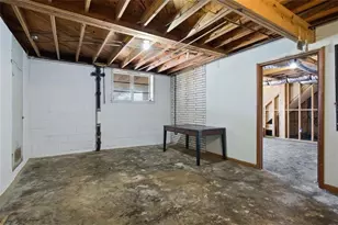 2091 Napoli Cir, Conyers, GA 30012 - Photo 33