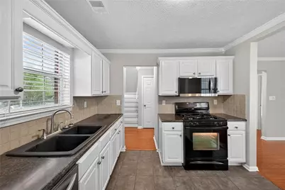 1418 Shiloh Way NW, Kennesaw, GA 30144 - Photo 5