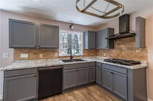 601 Raven Springs Trail, Stone Mountain, GA 30087 - Photo 15