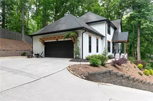 1821 Bromley Way NE, Roswell, GA 30075 - Photo 3