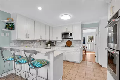 2137 Spindrift Court, Marietta, GA 30062 - Photo 9